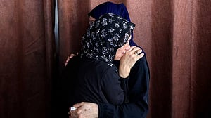 Israel pounds Gaza City, 123 dead in last 24 hours