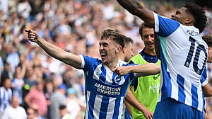 Brighton's Gruda grabs last-gasp winner to sink Man City 2-1