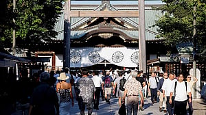 Japan minister joins crowds at controversial shrine to mark 80 years since World War Two defeat