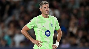 Lewandowski returns to Poland squad as captain