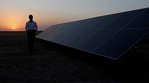 Iraq restores power after blackouts hit the country