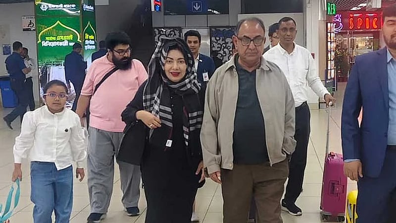 BNP leader Mirza Abbas flies to Bangkok for eye treatment