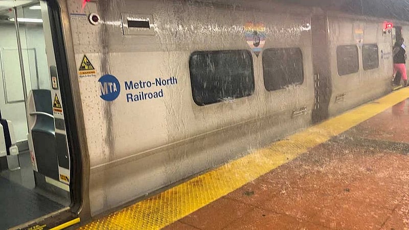 Heavy downpours, flash flooding disrupt travel along US Eastern Seaboard