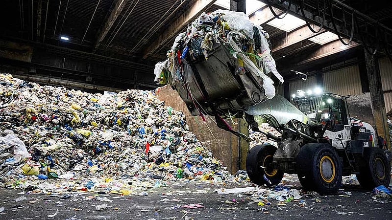 Plastic pollution talks go into overtime as countries push for late breakthrough
