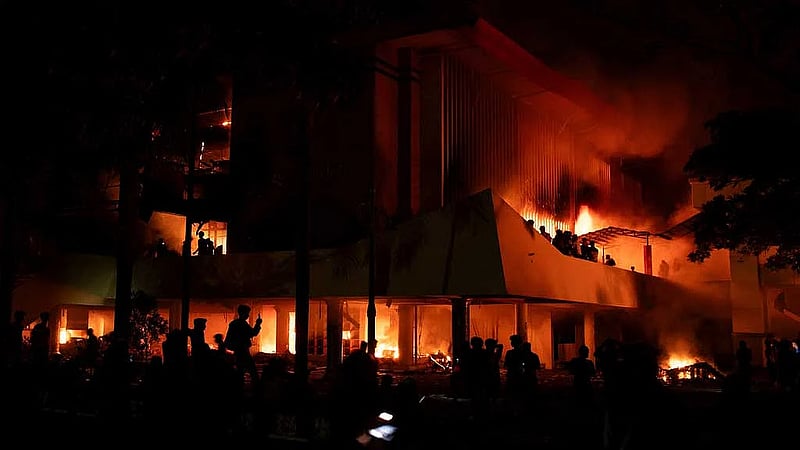 Protesters set fire to Indonesian parliament buildings in several provinces