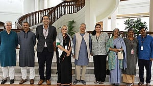 South Asian Human Rights delegation meets with Yunus in Dhaka