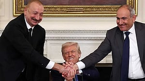 Trump announces peace agreement between Azerbaijan and Armenia