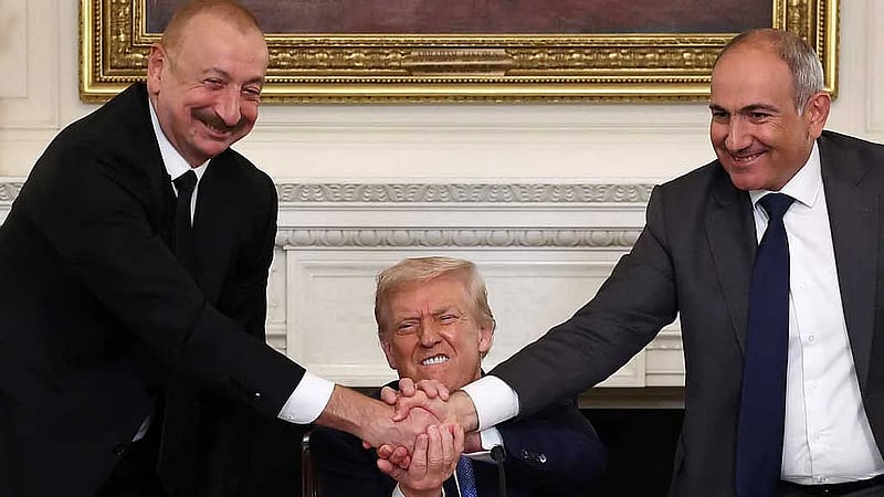 Trump announces peace agreement between Azerbaijan and Armenia