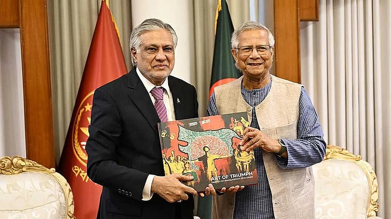 Yunus stresses SAARC revitalisation in talks with Pakistan’s FM Dar