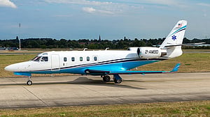 Air ambulance arrives to take Hadi abroad for advanced treatment