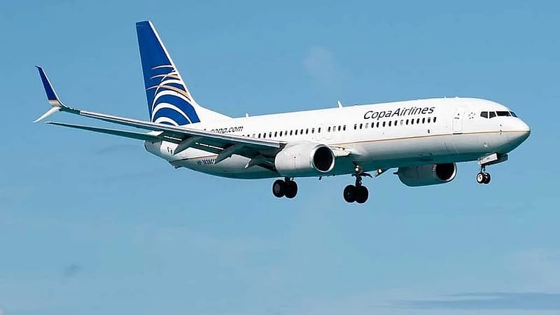 Panama's Copa suspends flights to Venezuela, citing signal problem