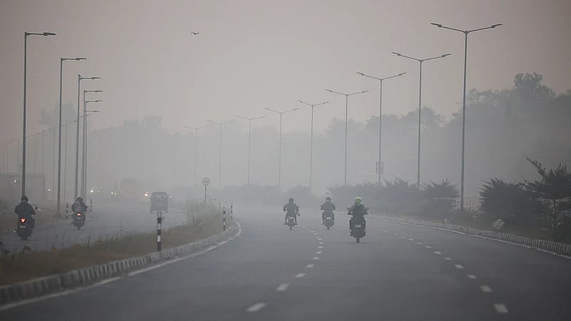 India tightens pollution curbs as Delhi's air quality worsens