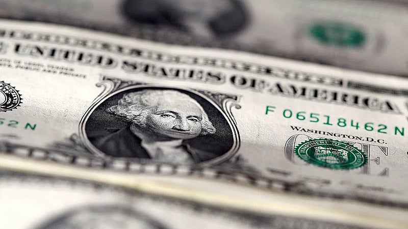 Dollar braces for crucial December with Fed meeting, Powell's successor pick