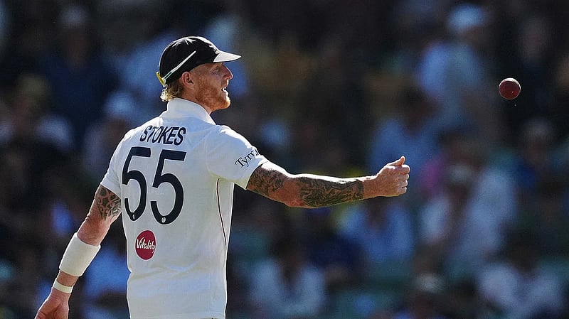 England need to produce something magical to save Ashes, says bowling coach