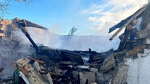 Escalating Russian airstrikes aim to cut Ukraine off from sea, Zelensky says