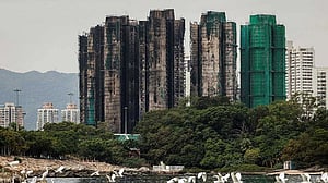 China warns foreign media in Hong Kong over fire coverage
