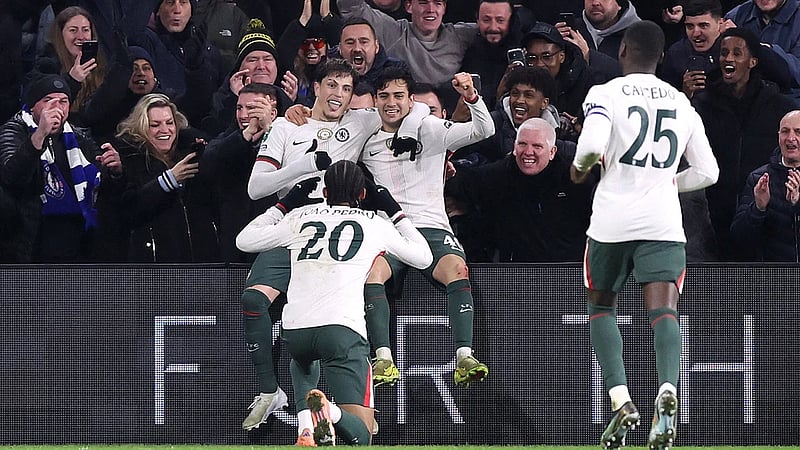 Chelsea edge past third-tier Cardiff to reach League Cup semi-finals