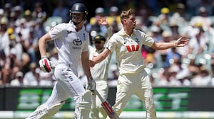 Cummins, Lyon floor England as Australia march towards Ashes triumph