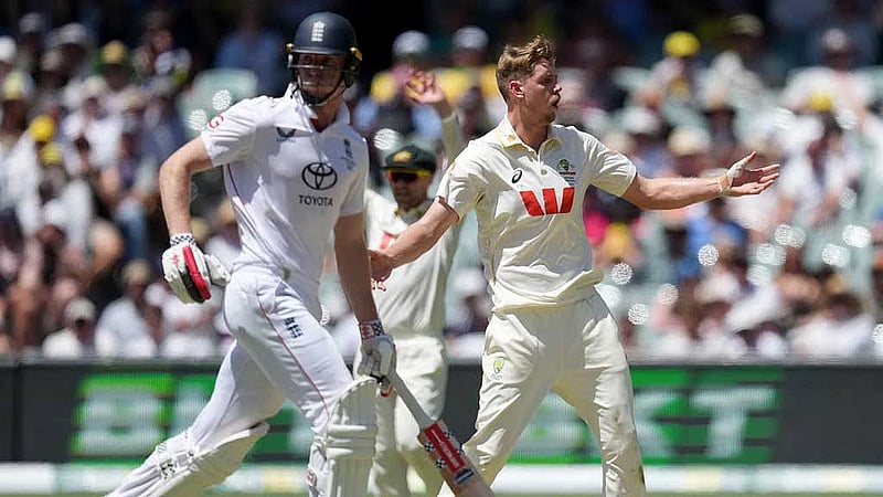 Cummins, Lyon floor England as Australia march towards Ashes triumph