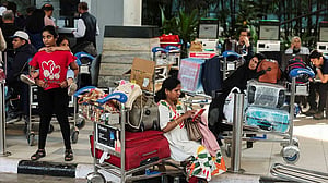 India warns IndiGo of regulatory action and takes action to cap airfare surge