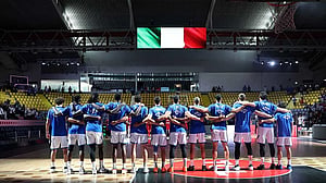 Italy removes emphatic 'Yes!' from national anthem