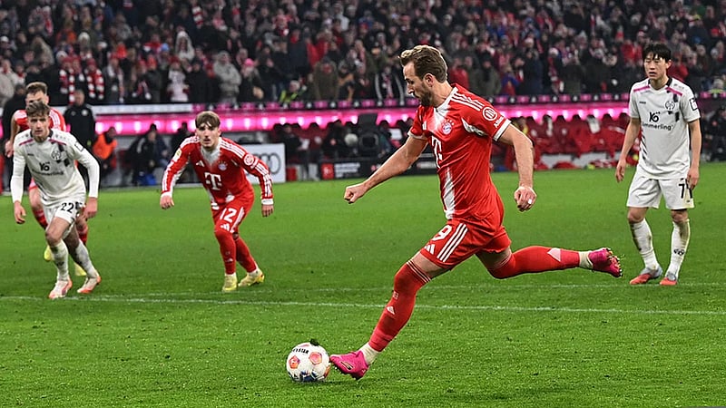Bayern need late Kane penalty to rescue 2-2 home draw against strugglers Mainz