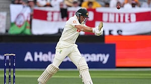 Labuschagne backs under fire Khawaja ahead of second Ashes Test