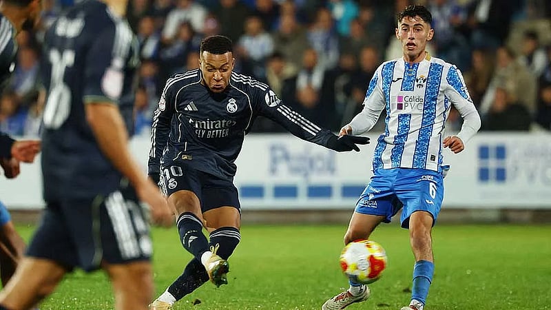 Mbappe edges closer to Ronaldo record as Real survive Copa del Rey test