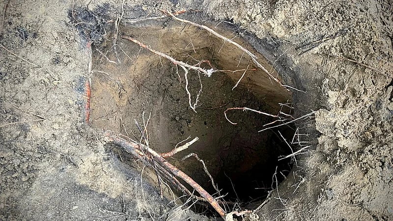 Scores of migrants cross into Poland through hidden Belarus border tunnel