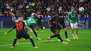 Leverkusen's Grimaldo snatches late equaliser to rescue 2-2 draw against Newcastle
