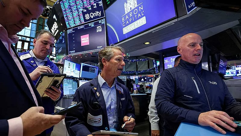 Wall Street closes lower as AI funding jitters drag tech stocks
