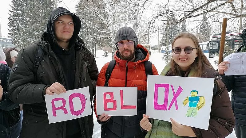 Russian ban on Roblox gaming platform sparks rare protest