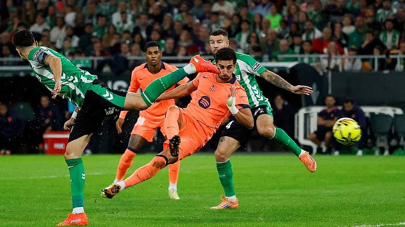 Torres bags hat-trick as Barcelona batter Betis 5-3