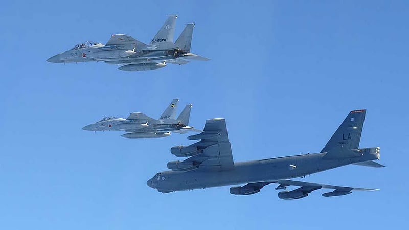 US bombers join Japanese jets in show of force after China–Russia drills, Tokyo says