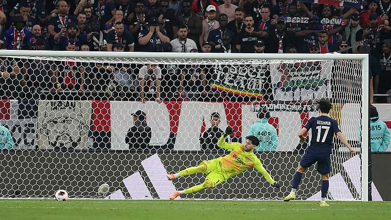 Paris St Germain beat Flamengo on penalties to win Intercontinental Cup