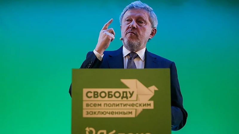 Russian opposition party that wants Ukraine ceasefire vows to keep campaigning despite crackdown