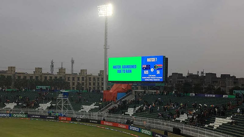 Australia, South Africa Champions Trophy clash abandoned