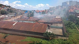 Congo rebels promise security in Bukavu after looting