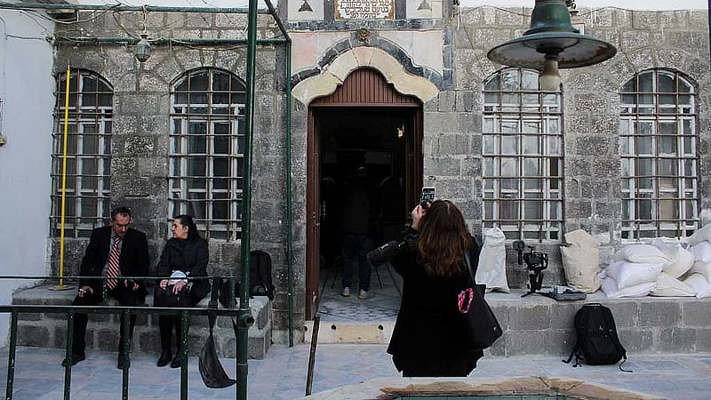 After decades in exile, Syria's Jews visit Damascus
