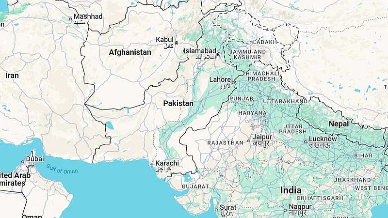 Pakistan expels thousands of Afghan nationals in fresh drive, says UNHCR