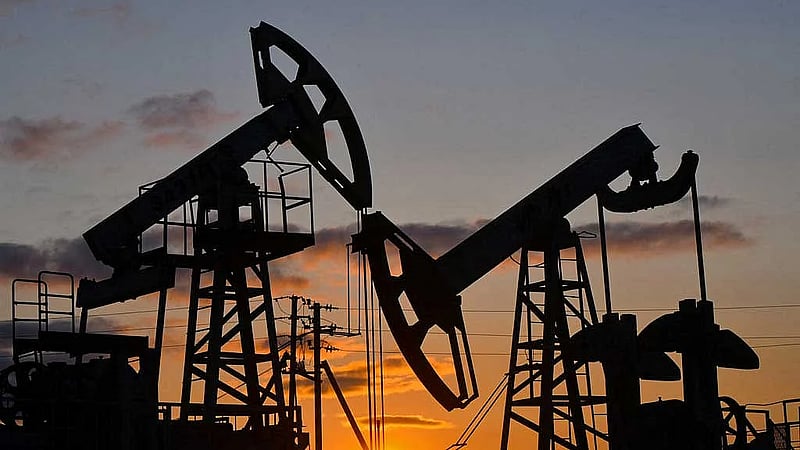 Oil price crucial for Russia, but national interests come first, Kremlin says
