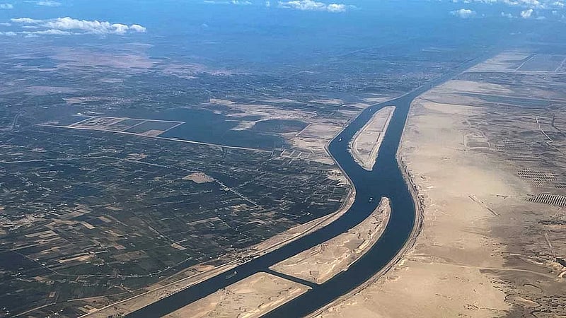 47 ships rerouted to Suez Canal this month, chairman says