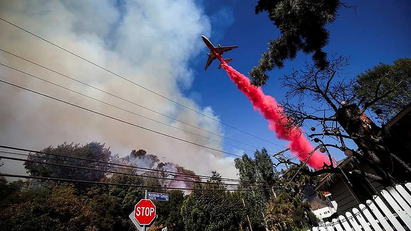 Vast Los Angeles fire spreads into new areas near Palisades