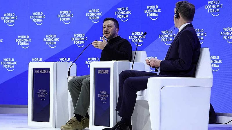 Zelensky says post-war security guarantee would need at least 200,000 peacekeepers