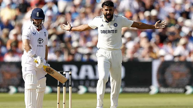 England trail by 510 as pacers strike early for India after Gill heroics