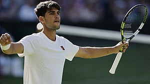Alcaraz survives Wimbledon scare, Sabalenka serene, but others feel the heat