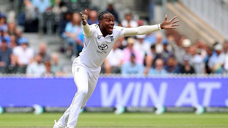 Broad, Hussain warn England against risking Archer at the Oval