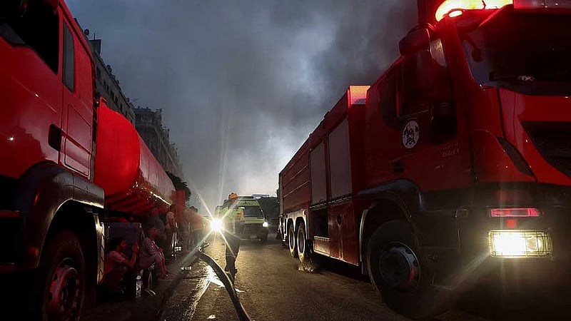 Blaze at Cairo telecommunications building kills 4, disrupts internet, phone