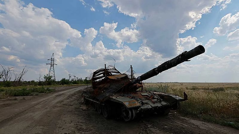 Russian bomb kills two, injures up to 27 in eastern Ukrainian town of Dobropillia