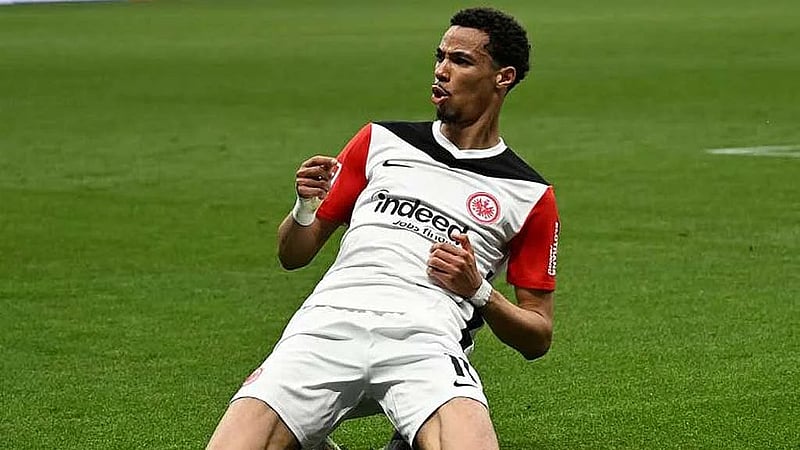 Liverpool set to sign French striker Ekitike from Eintracht Frankfurt